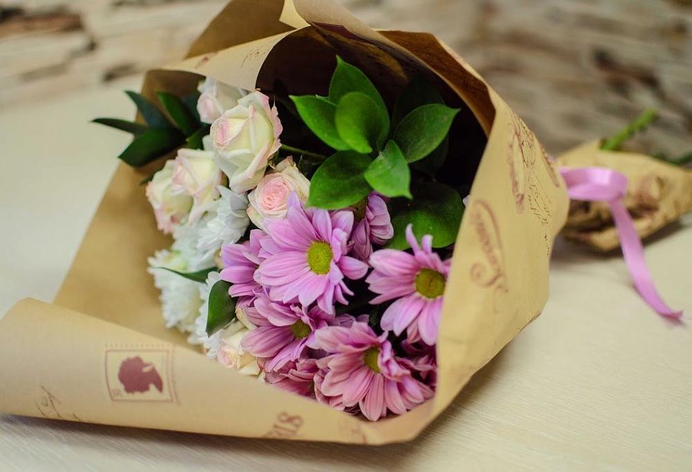 Букет цветов из: Розы и Хризантемы в Солуно-Дмитриевском