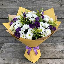 Букет цветов из:  Ирисы, Хризантемы и Ромашки в Солуно-Дмитриевском